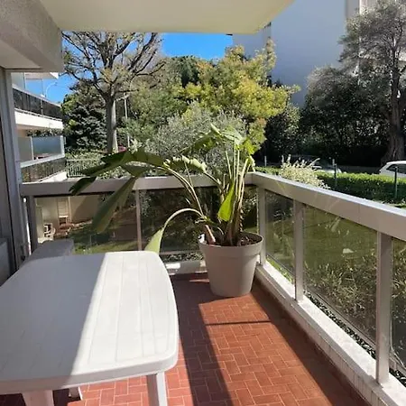 Superbe 2p Proche Plages - Piscine Apartamento *